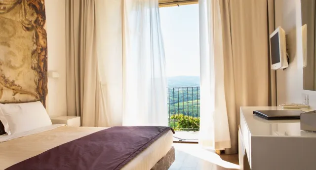 Bilder från hotellet Castello di Santa Vittoria - nummer 1 av 10